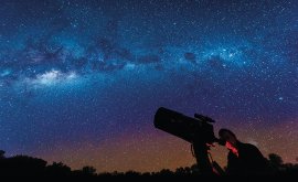Star gazing at Charleville Cosmos Centre